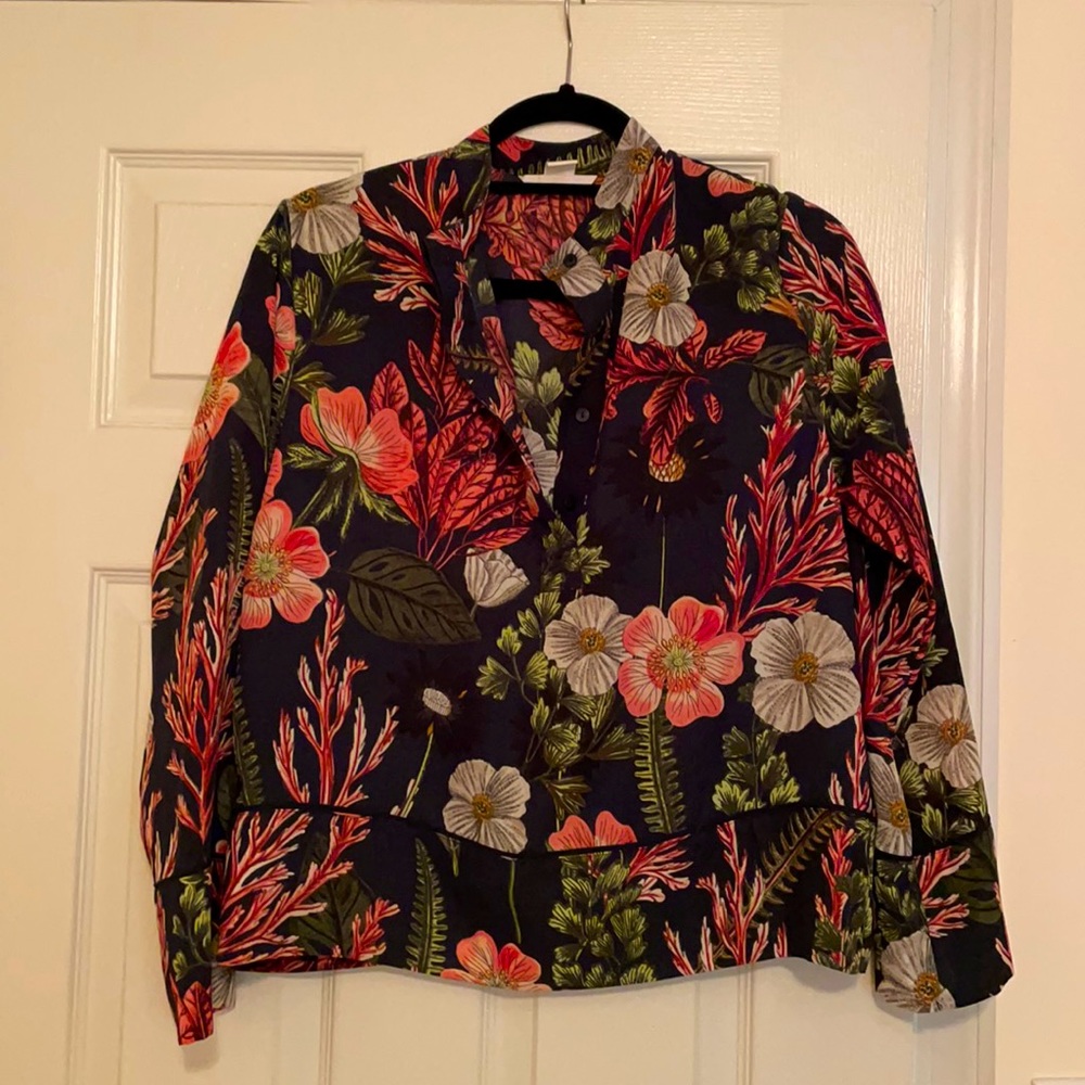 H&M button up flower shirt